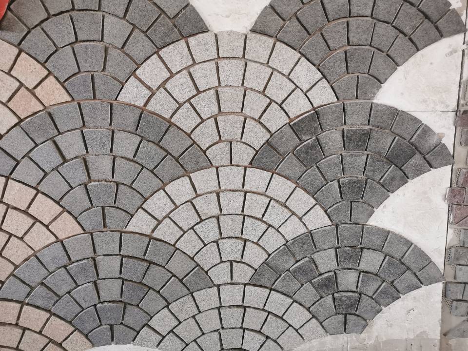 Fan Shape Grey granite Cobbles